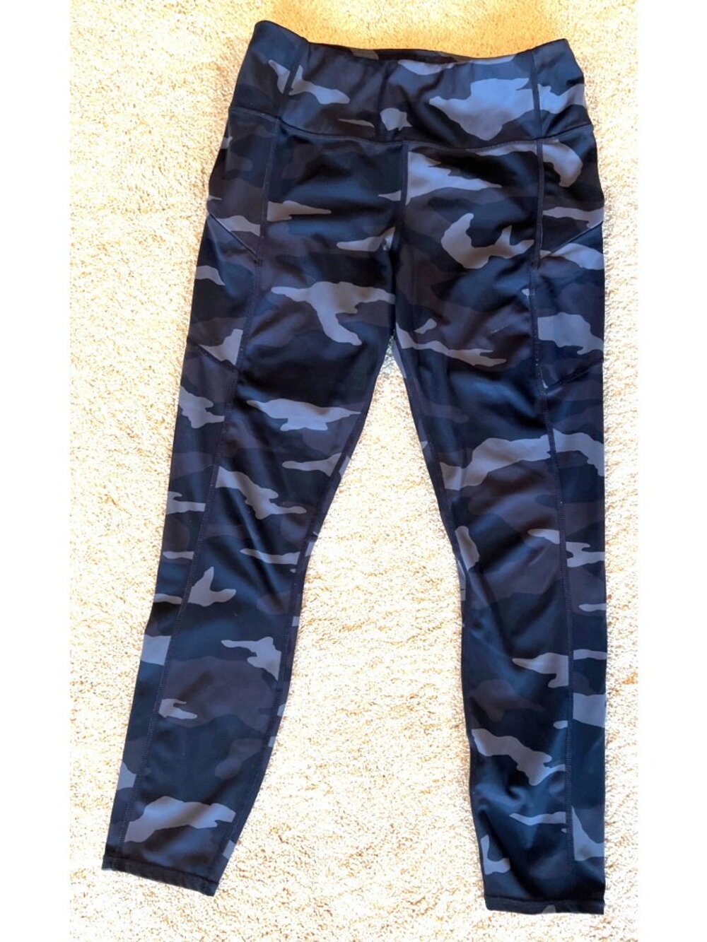 Athleta Womens Black Camo Leggings Size M - Polyester & Lycra Spandex